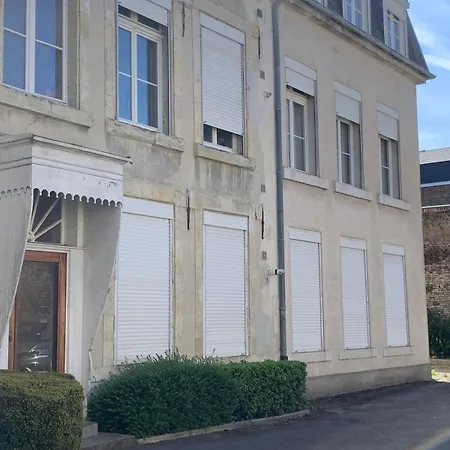 Bel En Centre-ville De Apartment Cambrai